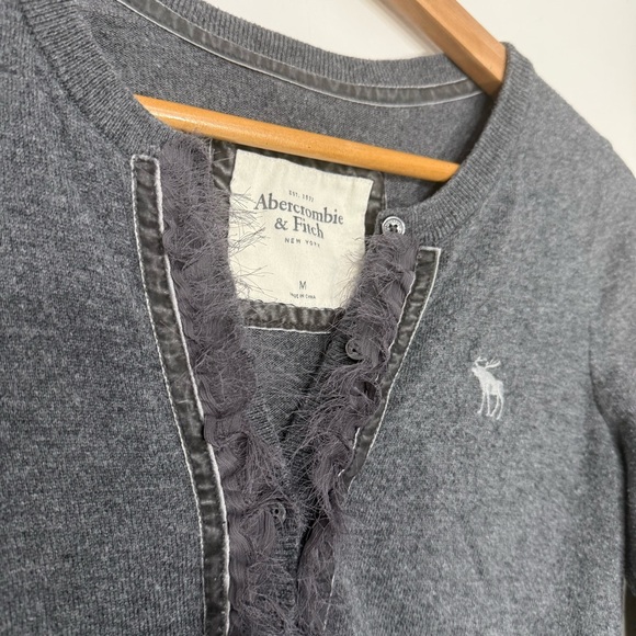 Abercrombie Fitch Sweater Women Medium Gray Cardigan V Neck Long Sleeve Y2K - Picture 2 of 6